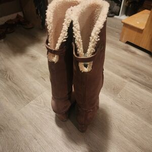 Women's Brown Shearling Boots